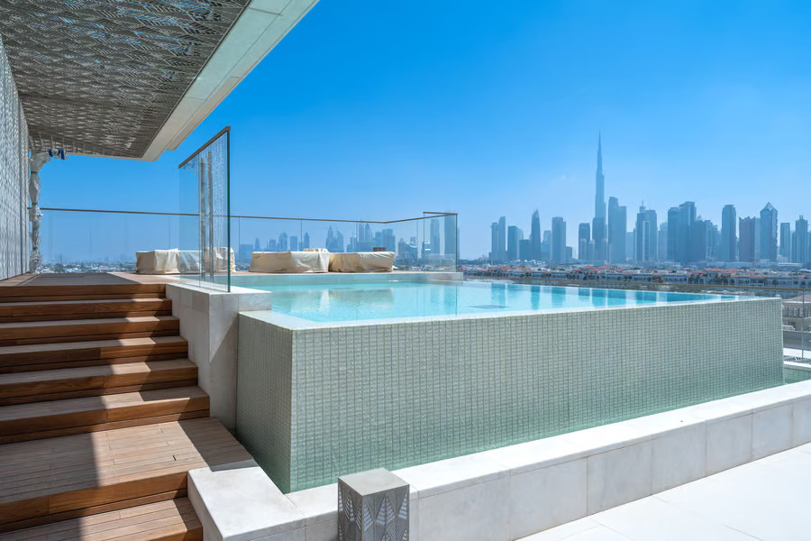 Luxury apartments with pool Dubai
